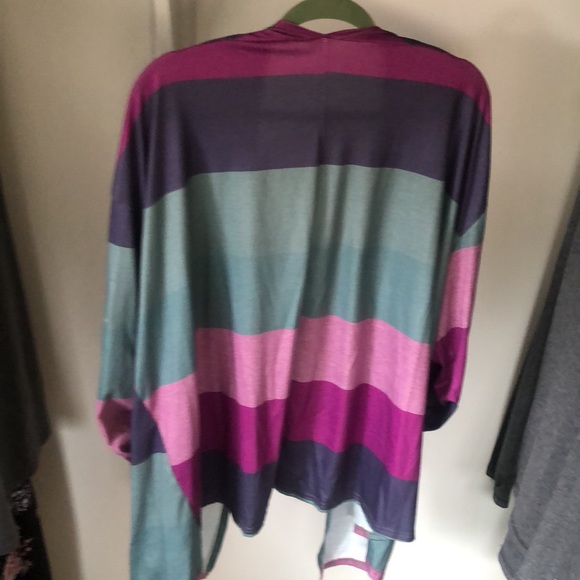 NWT multi colored cover up w/pockets 5X - Picture 3 of 4